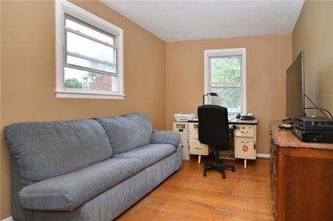 141 Stoneham Dr, Woonsocket, RI 02895 photo 18