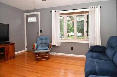 141 Stoneham Dr, Woonsocket, RI 02895 photo 12