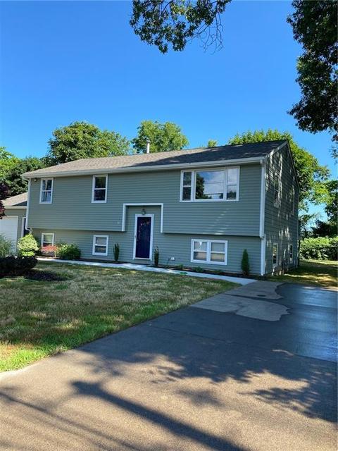 97 Corona St, Warwick, RI 02886 photo 2