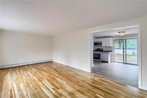 67 Hillard Ave, Warwick, RI 02886 photo 5