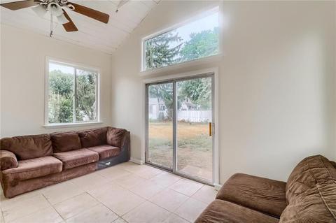 67 Hillard Ave, Warwick, RI 02886 photo 22