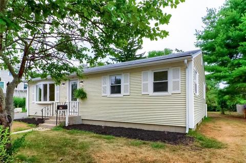 67 Hillard Ave, Warwick, RI 02886 photo 3