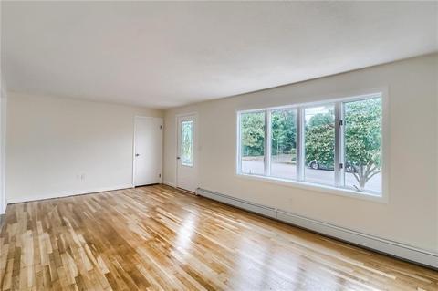 67 Hillard Ave, Warwick, RI 02886 photo 7