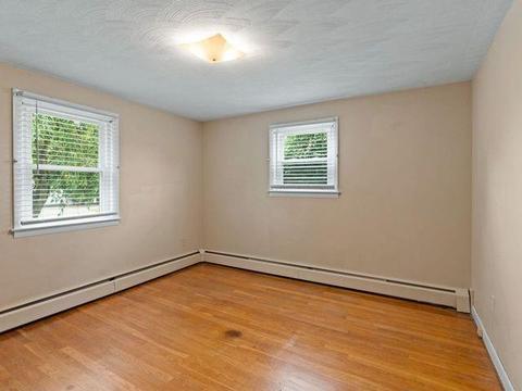 37 Foxcroft Ave, Warwick, RI 02889 photo 16