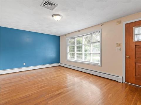 37 Foxcroft Ave, Warwick, RI 02889 photo 10