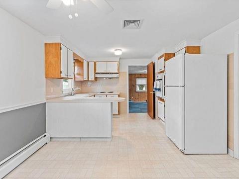 37 Foxcroft Ave, Warwick, RI 02889 photo 7