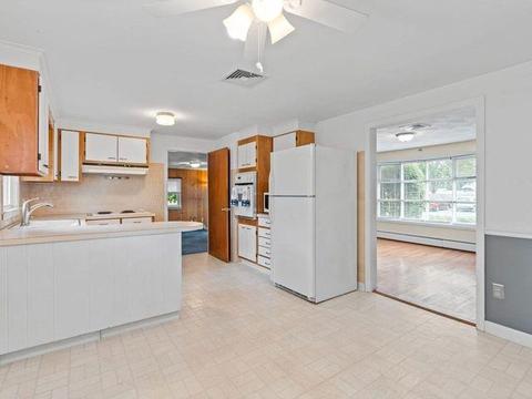 37 Foxcroft Ave, Warwick, RI 02889 photo 8