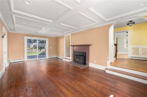 71 Summer St, Westerly, RI 02891 photo 5