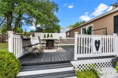 56 Marshall Rd, Woonsocket, RI 02895 photo 43