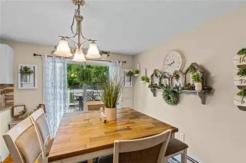 56 Marshall Rd, Woonsocket, RI 02895 photo 10