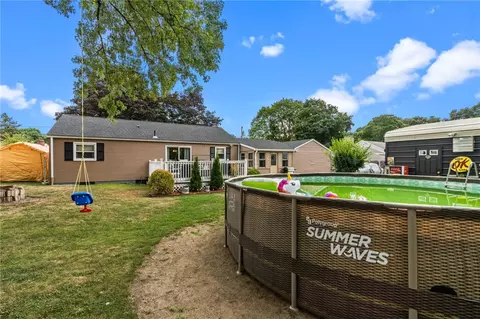 56 Marshall Rd, Woonsocket, RI 02895 photo 39