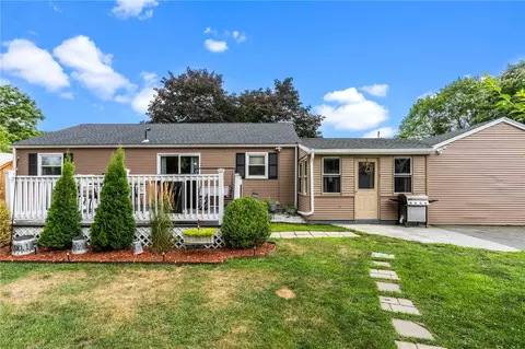 56 Marshall Rd, Woonsocket, RI 02895 photo 41
