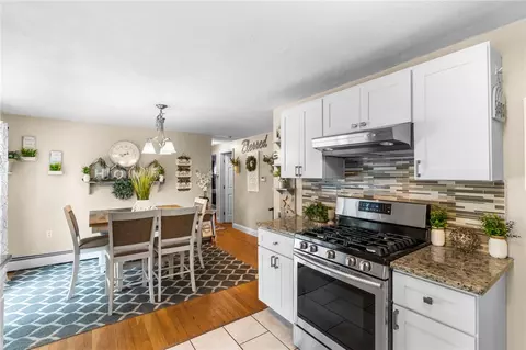 56 Marshall Rd, Woonsocket, RI 02895 photo 16