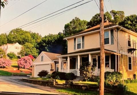 143 Manila Ave, Woonsocket, RI 02895 photo 2