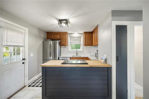 244 3rd Ave, Warwick, RI 02888 photo 12