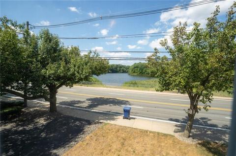 936 Warwick Ave, Warwick, RI 02888 photo 3