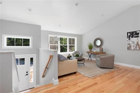 159 White Ave, Warwick, RI 02889 photo 8