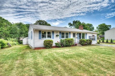 33 Park Ave, Coventry, RI 02816 photo 2