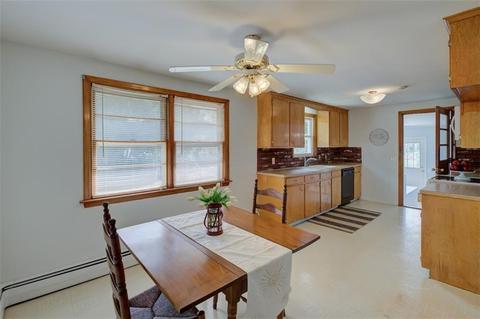33 Park Ave, Coventry, RI 02816 photo 6