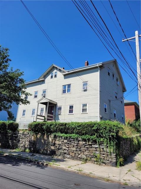 103 East St, Woonsocket, RI 02895 photo 2