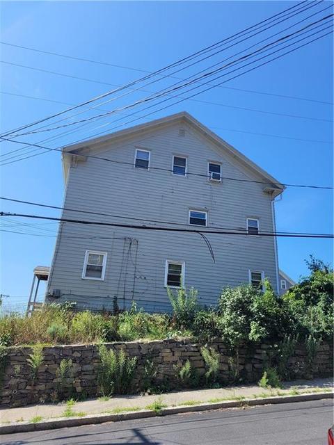 103 East St, Woonsocket, RI 02895 photo 3