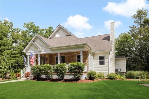 36 Capron Way, Glocester, RI 02814 photo 2