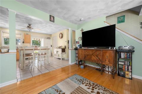 65 Hebert Ave, Woonsocket, RI 02895 photo 12