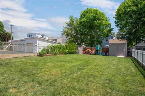 65 Hebert Ave, Woonsocket, RI 02895 photo 24