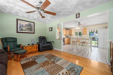 65 Hebert Ave, Woonsocket, RI 02895 photo 4