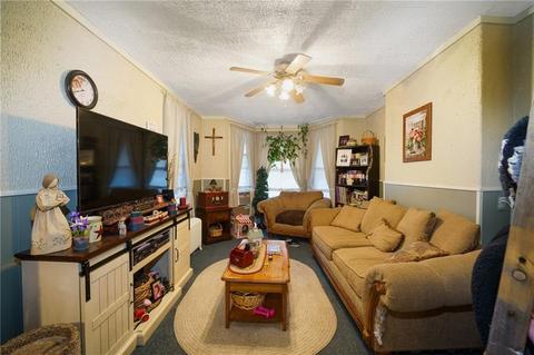534 S Main St, Woonsocket, RI 02895 photo 3