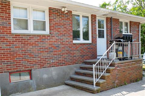 38 Henry St, Westerly, RI 02891 photo 8