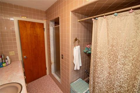 38 Henry St, Westerly, RI 02891 photo 12