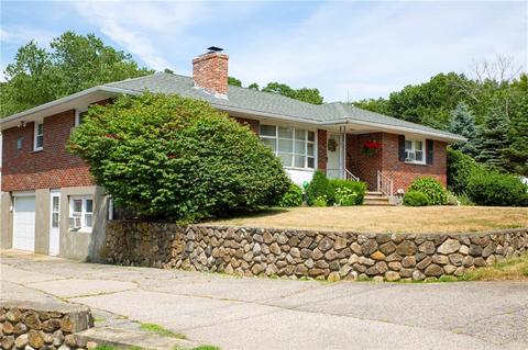 38 Henry St, Westerly, RI 02891 photo 3