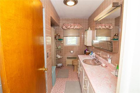 38 Henry St, Westerly, RI 02891 photo 11