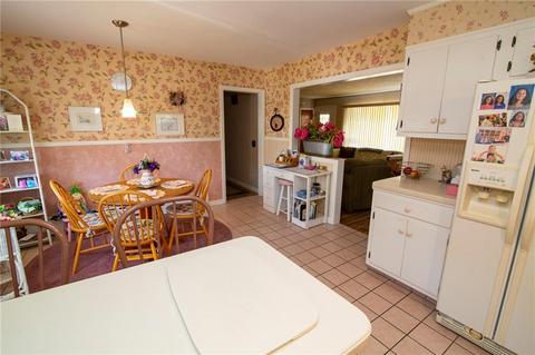 38 Henry St, Westerly, RI 02891 photo 10