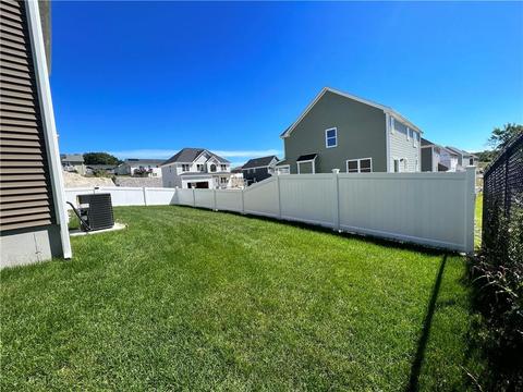 441 Louise St, Woonsocket, RI 02895 photo 14