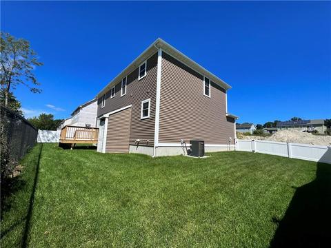 441 Louise St, Woonsocket, RI 02895 photo 16