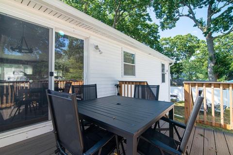 68 Pheasant Ave, Warwick, RI 02886 photo 16