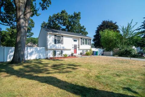68 Pheasant Ave, Warwick, RI 02886 photo 1