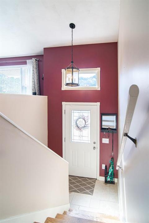 68 Pheasant Ave, Warwick, RI 02886 photo 3
