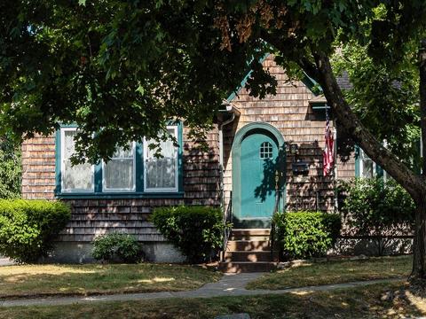 112 Spring Green Rd, Warwick, RI 02888 photo 2