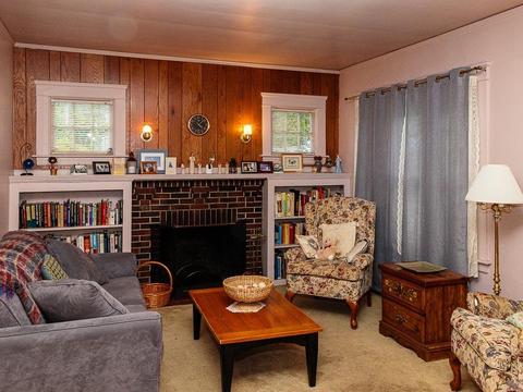 112 Spring Green Rd, Warwick, RI 02888 photo 13