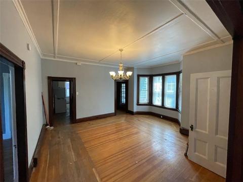 133 Earle St, Woonsocket, RI 02895 photo 9