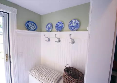 7 Grove Ave, Westerly, RI 02891 photo 8