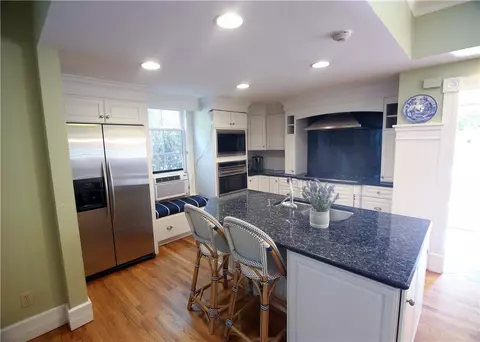 7 Grove Ave, Westerly, RI 02891 photo 6