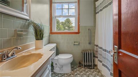 96 Dudley Ave, Warwick, RI 02889 photo 7