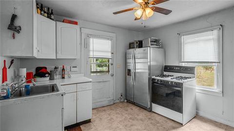 96 Dudley Ave, Warwick, RI 02889 photo 19