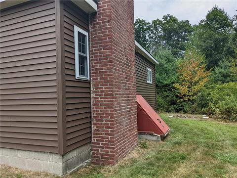 29 Saw Mill Rd, Glocester, RI 02814 photo 2