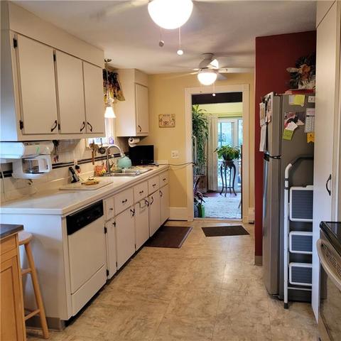 44 Elmer Ave, Warwick, RI 02886 photo 9