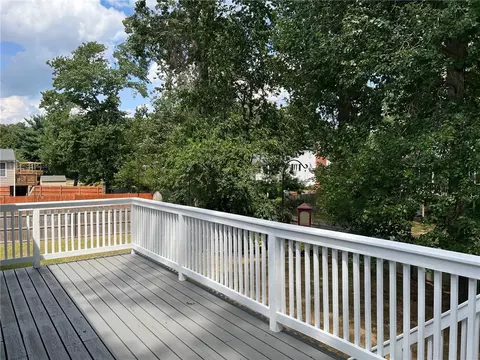 106 Oberlin Dr, Warwick, RI 02886 photo 6